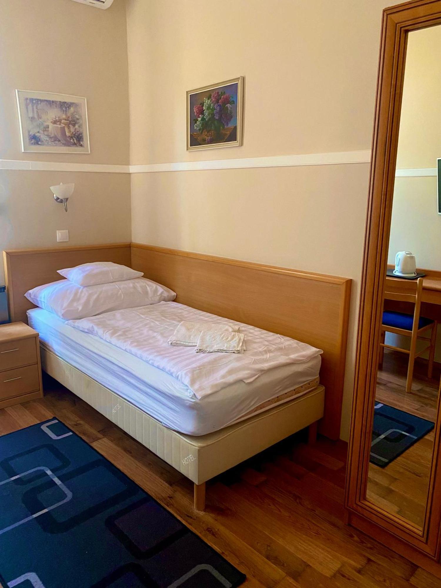 Peto Apartman Győr Eksteriør bilde