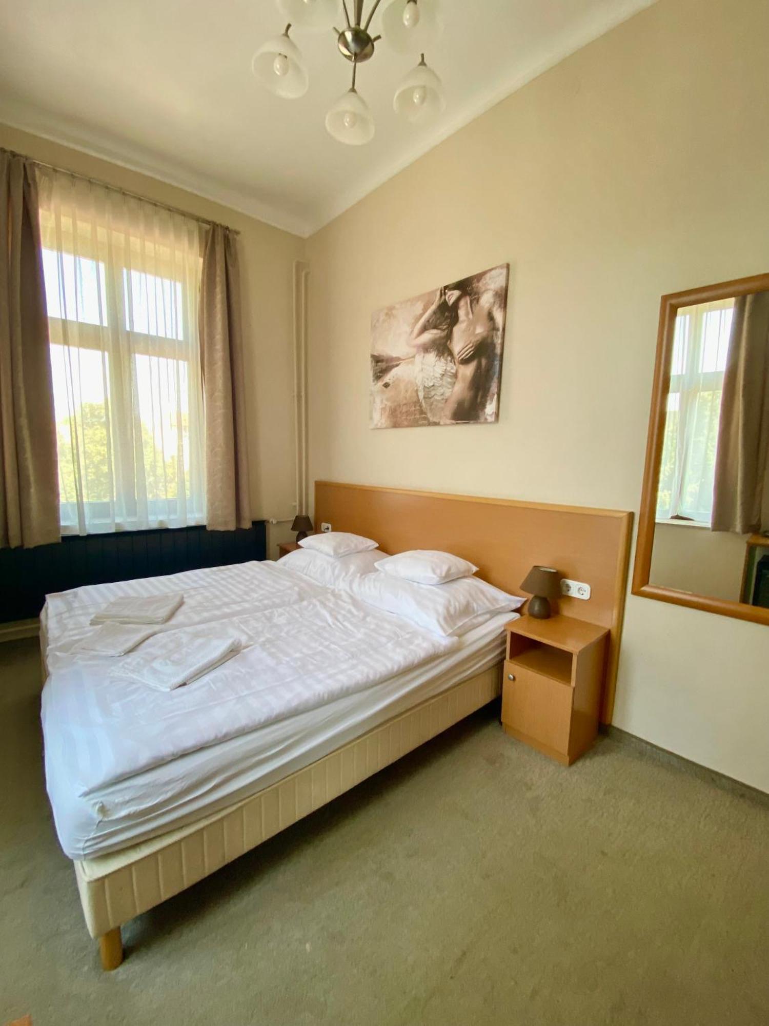 Peto Apartman Győr Eksteriør bilde